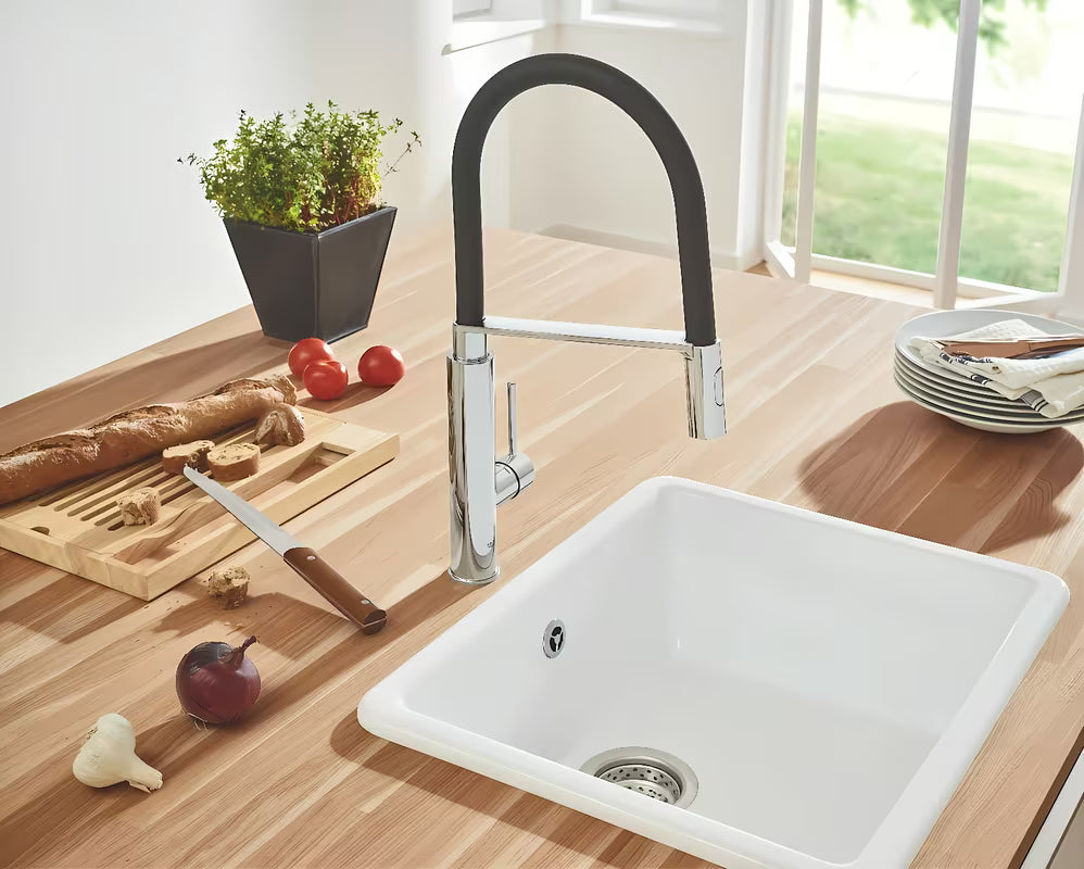 Chromová kuchyňská dřezová baterie Grohe Concetto New s vysokou otočnou výpustí a vytahovací sprškou
