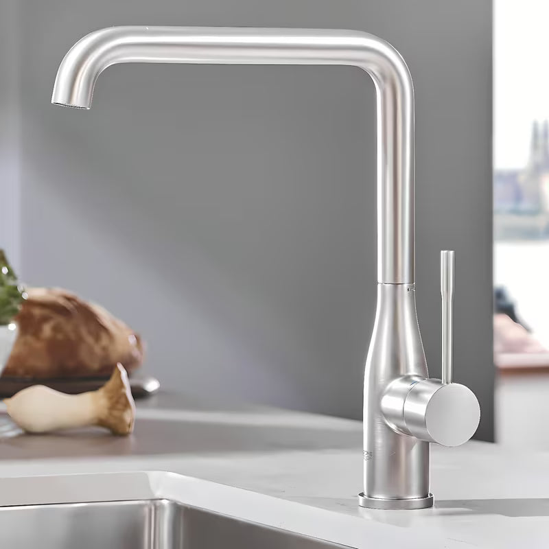 Dřezová kuchyňská baterie Grohe Essence New s vysokou otočnou výpustí v provedení supersteel.