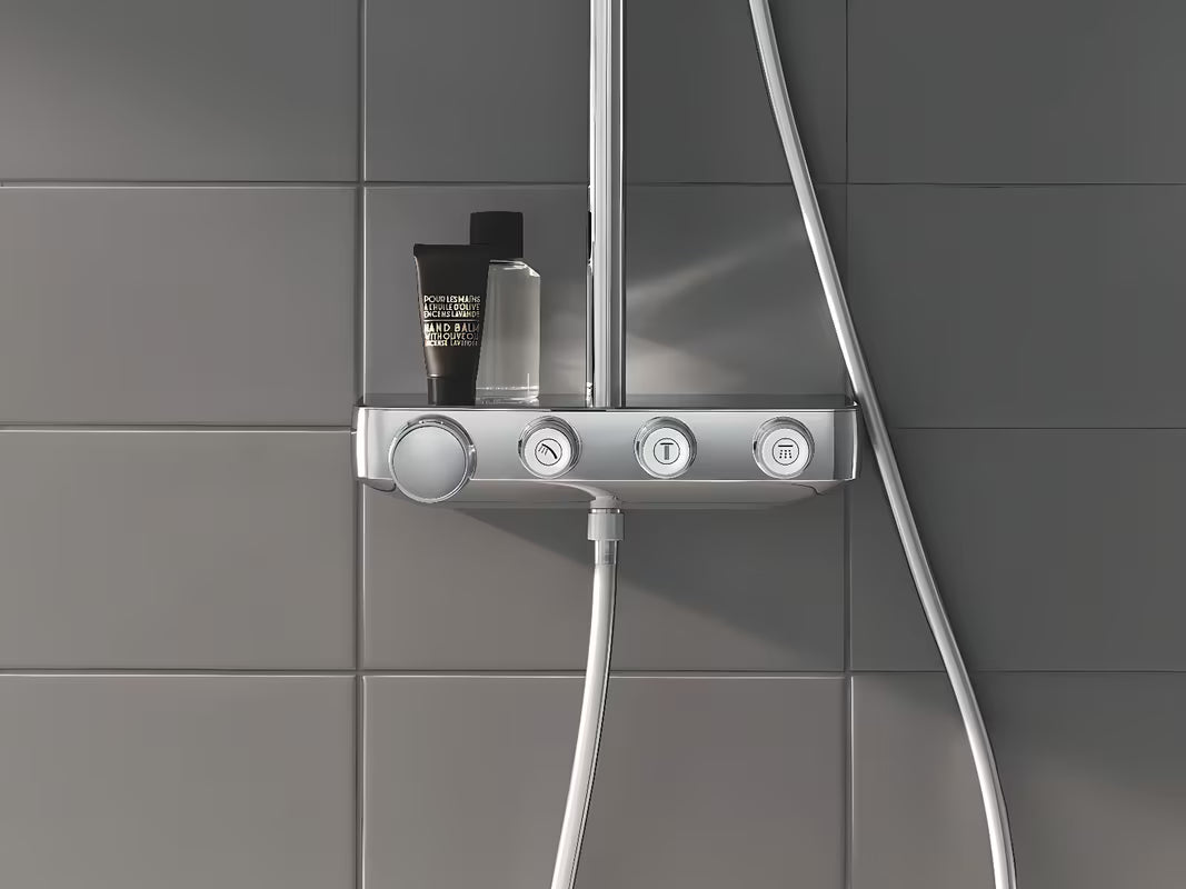 Chromový sprchový systém Grohe Euphoria SmartControl s termostatem, hlavovou sprchou a ruční sprchou