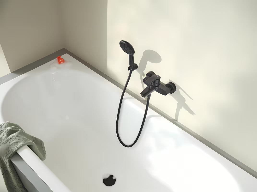 Grohe Eurosmart páková nástěnná vanová baterie v matně černém provedení s přepínačem vana sprcha