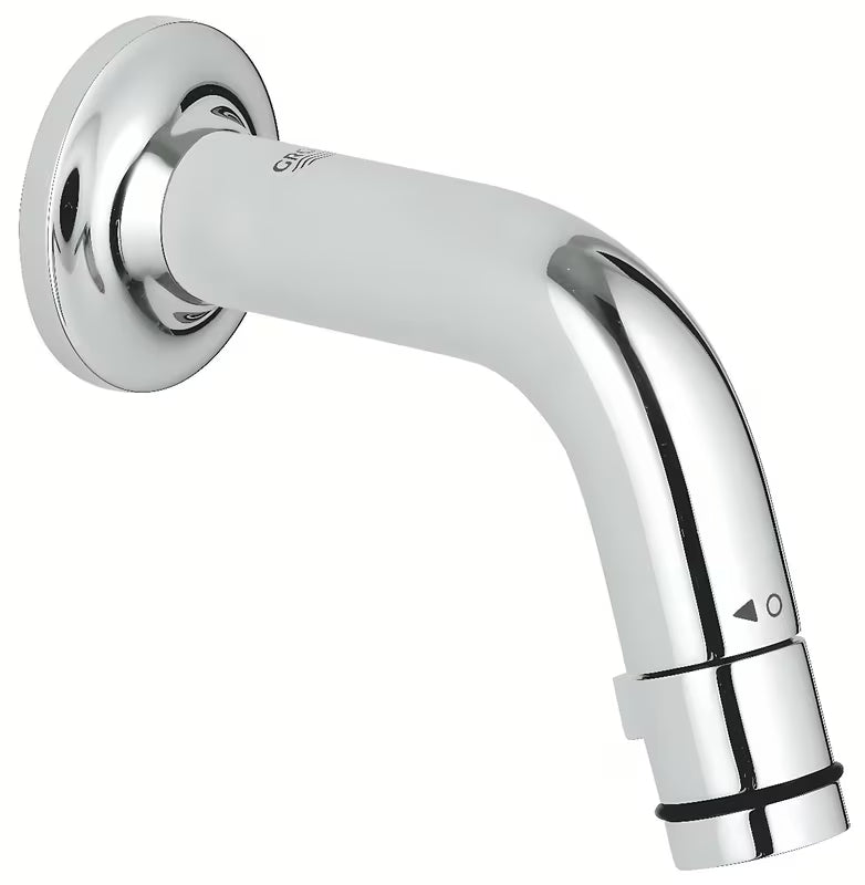 Chromový nástěnný umyvadlový ventil Grohe Universal s krátkou výpustí a otočným ovládáním start stop.