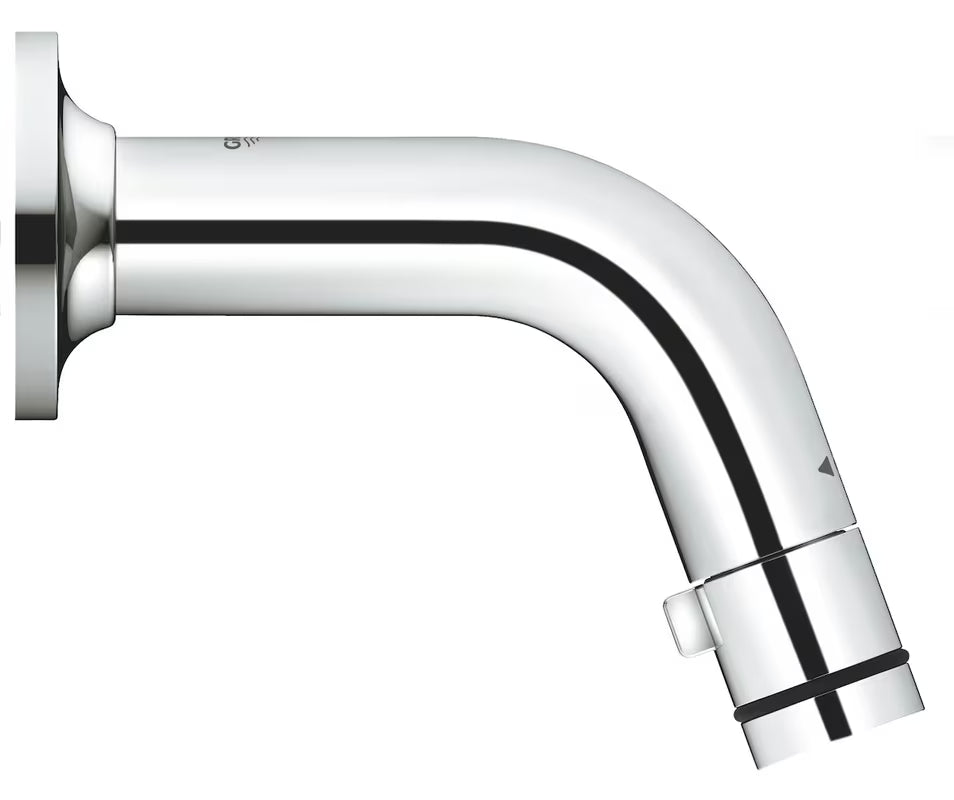 Chromový nástěnný umyvadlový ventil Grohe Universal s krátkou výpustí a otočným ovládáním start stop.