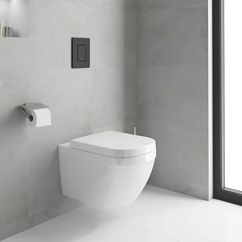 Ovládací splachovací tlačítko Grohe Skate Cosmopolitan v provedení phantom black s matným povrchem