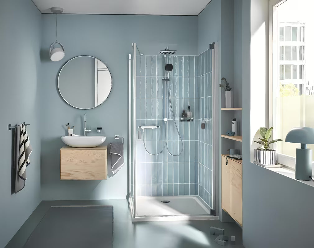 Tuš sustav Grohe Vitalio Comfort System u krom izvedbi s nadglavnim i ručnim tušem