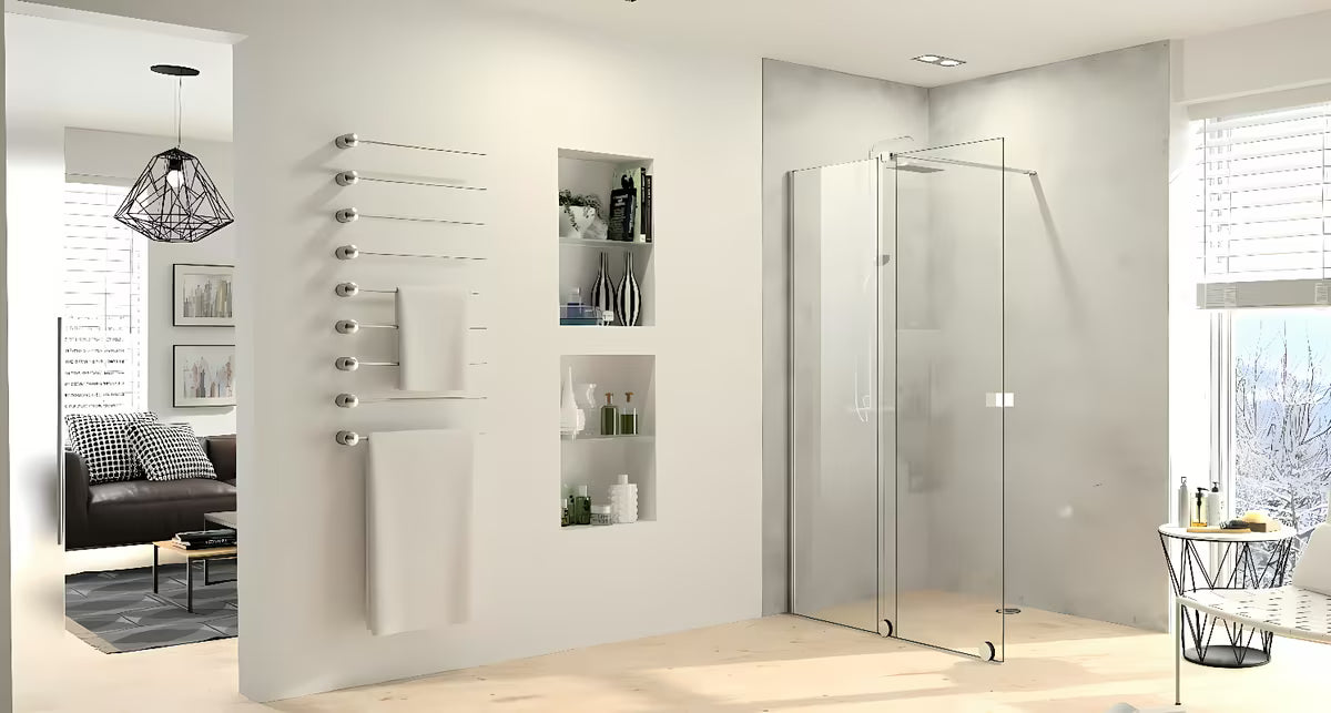 Sprchová zástěna Walk-In Hüppe Xtensa pure 180 cm v lesklém chromu s čirým sklem bez dekoru.