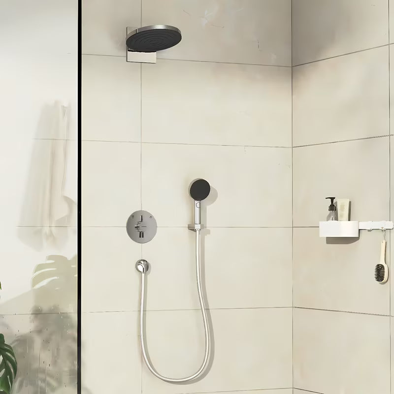 Podomítková sprchová baterie hansgrohe DuoTurn S v chromovém provedení pro ovládání dvou spotřebičů.