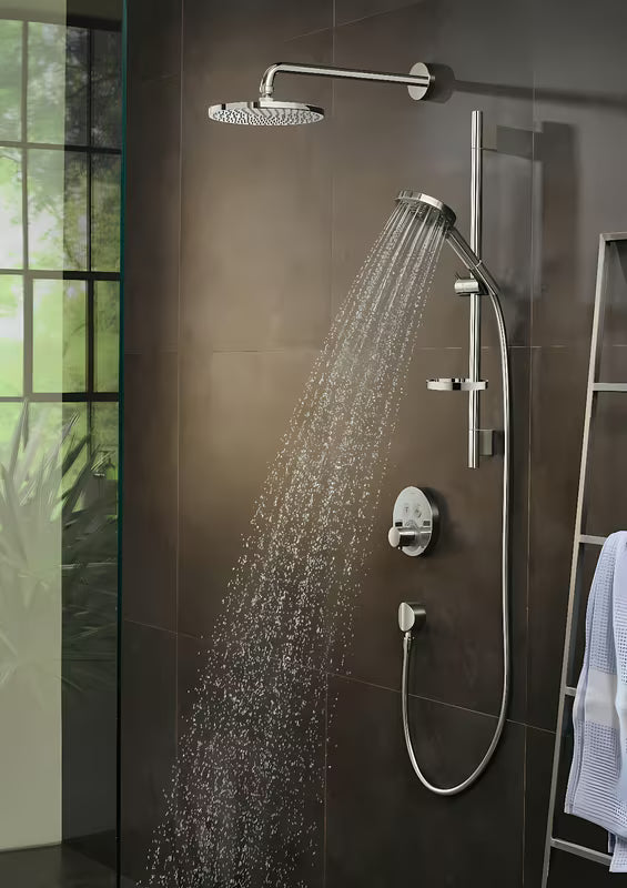 Ruční sprcha Hansgrohe Raindance Select S v chromu s tlačítkem Select a třemi typy proudu