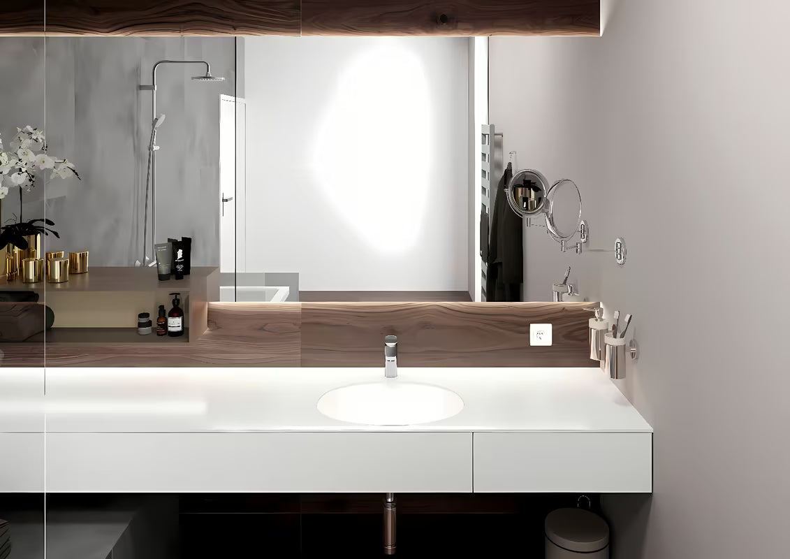 Chromová páková umyvadlová baterie Hansgrohe Vernis Blend 100 s výpustí a táhlem.