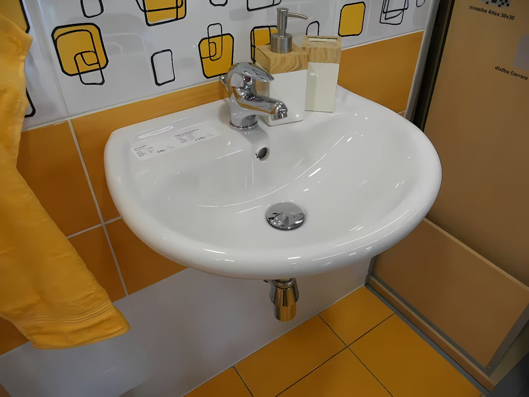 Bílé závěsné keramické umyvadlo Multi 50 x 39,5 cm s otvorem pro baterii uprostřed