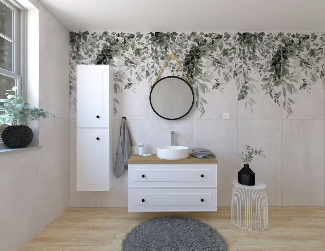 Bílá koupelnová sestava Naturel Forli se skříňkami, zrcadlem, umyvadlem na desku a vysokou chromovou baterií.