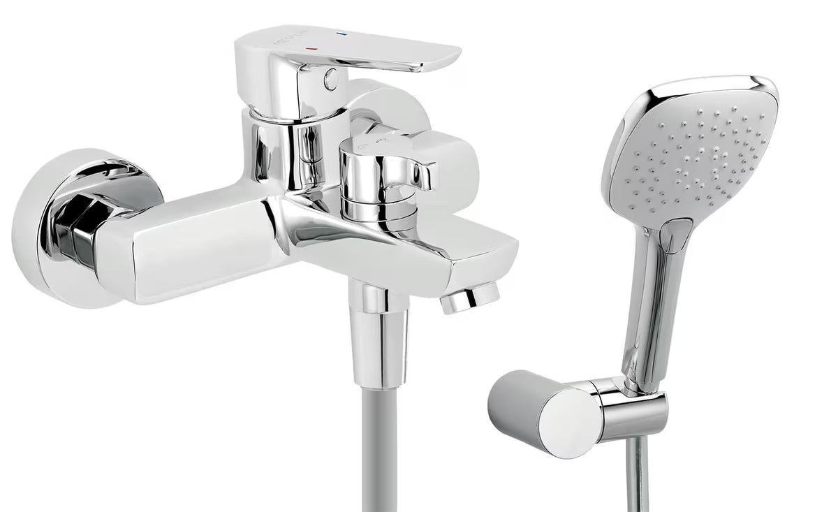 Novaservis Metalia 58 Eco páková nástěnná vanová baterie se sprchovým setem v lesklém chromu.