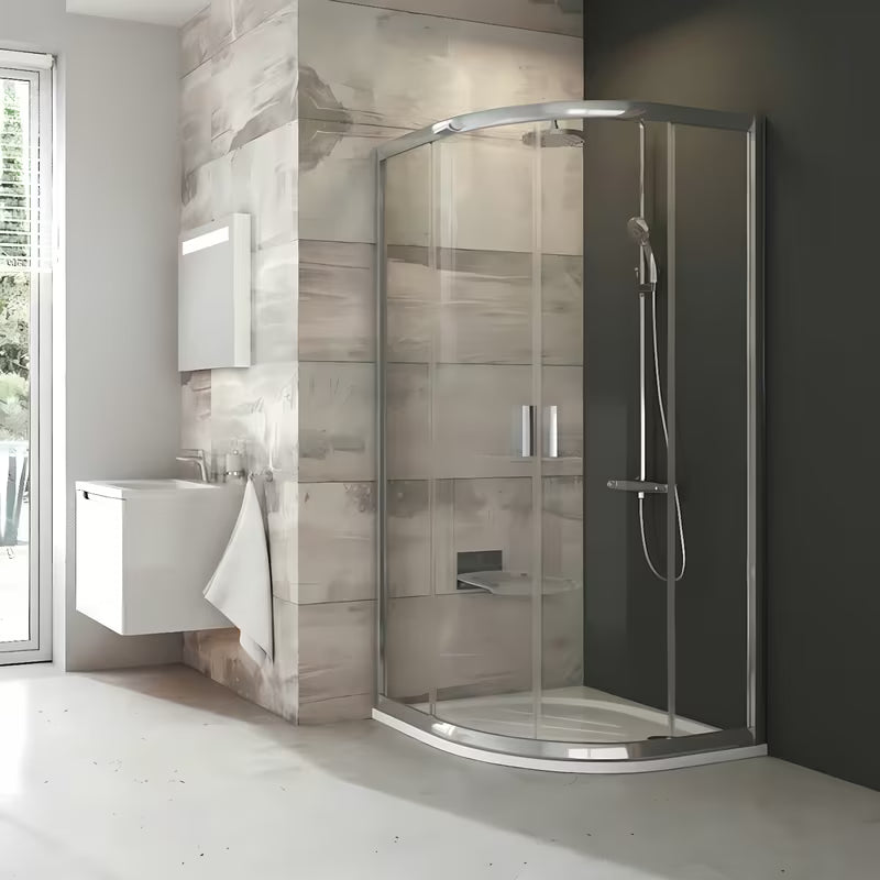 Čtvrtkruhový sprchový kout Ravak Blix 90x90 cm v provedení matný chrom s čirým sklem