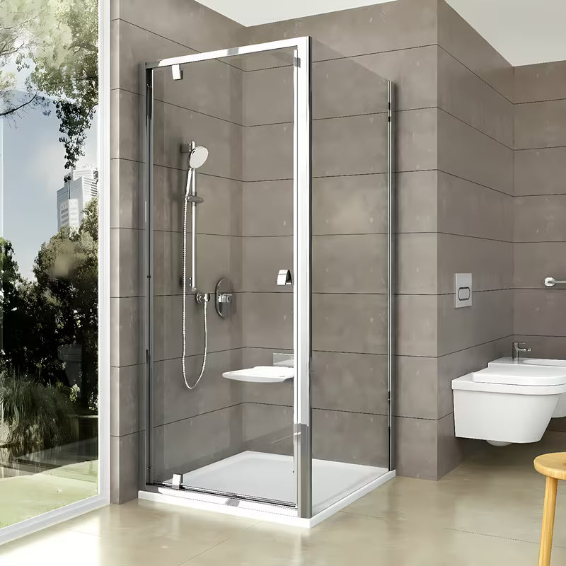 Sprchové dveře Ravak Pivot 90 cm v lesklém chromu s čirým sklem a otočným otevíráním