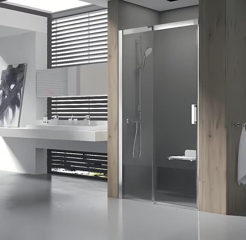 Termostatická nástěnná sprchová baterie Ravak Termo v chromovém provedení s technologií CoolFeel.