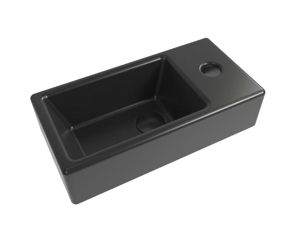 Závěsné keramické umývátko SAT Brevis 40,5x20,5 cm v matné černé barvě s otvorem pro baterii vpravo.