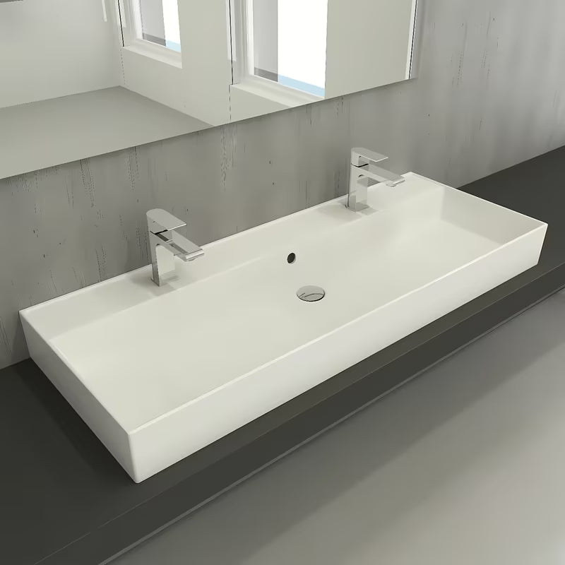 Bílé keramické umyvadlo SAT Infinitio 121,4x46,9 cm s přepadem