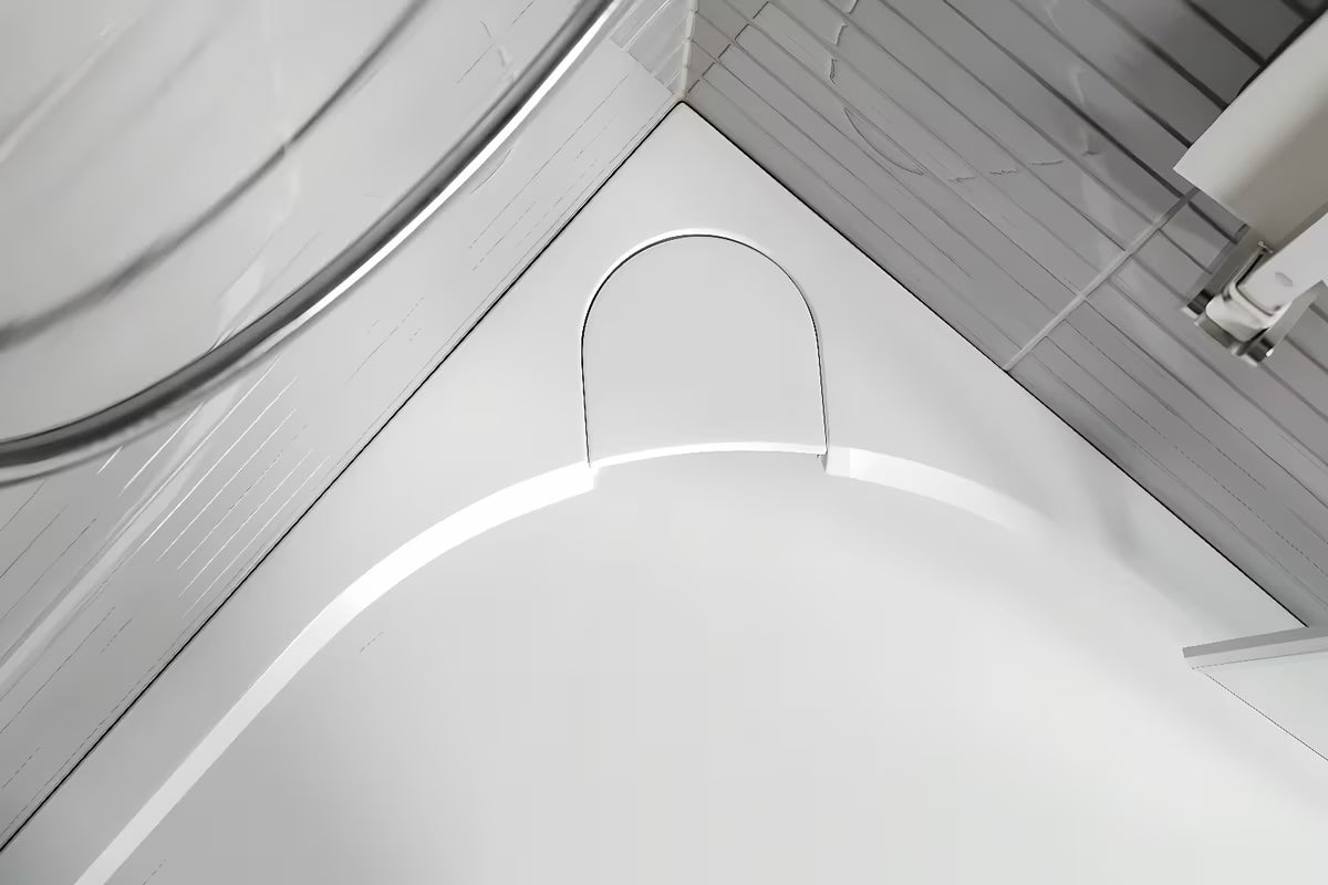 Bílá obdélníková sprchová vanička SAT Limcc 100x80 cm z litého mramoru s protiskluzovým dnem a krytým rohovým odpadem.