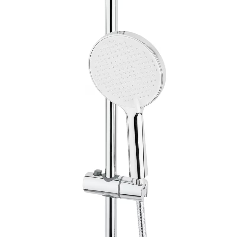 Sprchový systém SAT Chrome s termostatickou baterií, hlavovou sprchou 25 cm a ruční sprchou se třemi proudy.