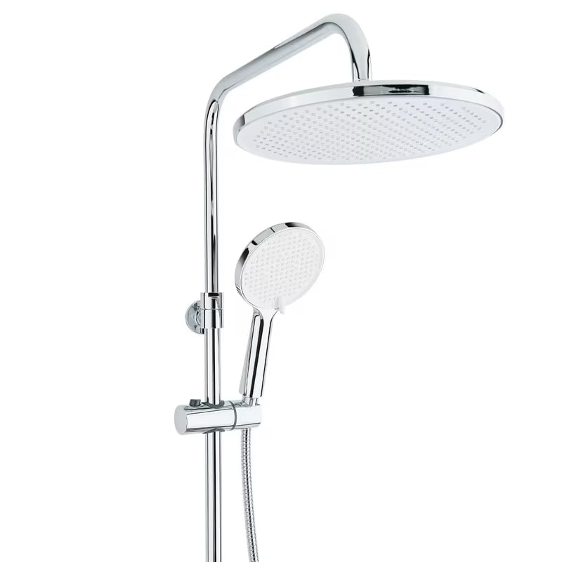 Sprchový systém SAT Chrome s termostatickou baterií, hlavovou sprchou 25 cm a ruční sprchou se třemi proudy.