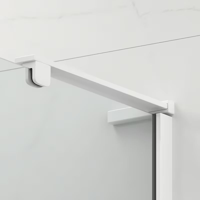 Čtvercový sprchový kout SAT Tgd New 90x90 cm v matně bílé barvě s transparentním sklem a pantovými dveřmi.