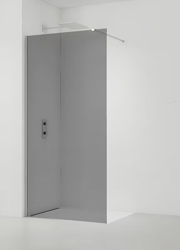 Walk-in sprchová zástěna SAT Walk-in 110x200 cm s neprůhledným kouřovým sklem a profily v lesklém chromu.