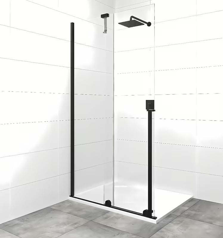 Tuš stijena Walk-In SAT Xmotion 110 cm u crnoj izvedbi s prozirnim staklom i kliznim otvaranjem.