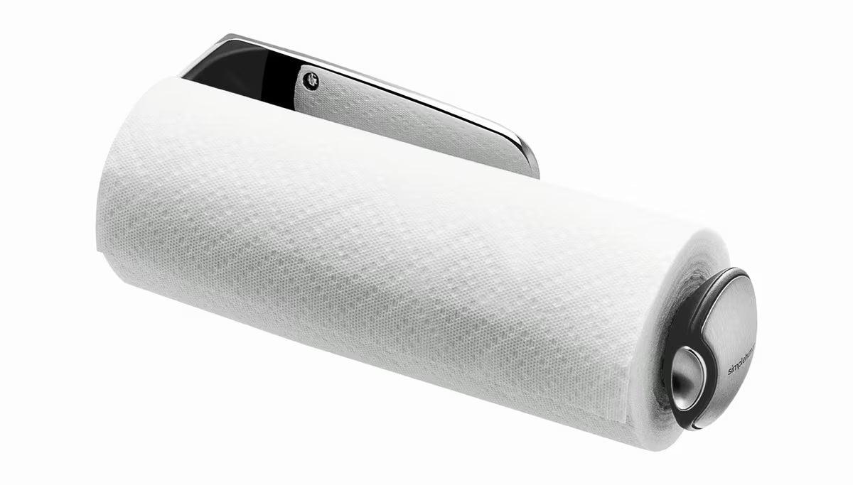 Nástěnný držák na kuchyňské utěrky Simplehuman v provedení matná ocel.