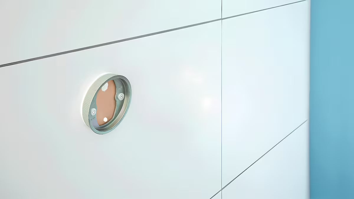 ČETKA za Wc Tesa Moon od brušenog čelika sa satenskom staklenom posudom, montaža bez bušenja