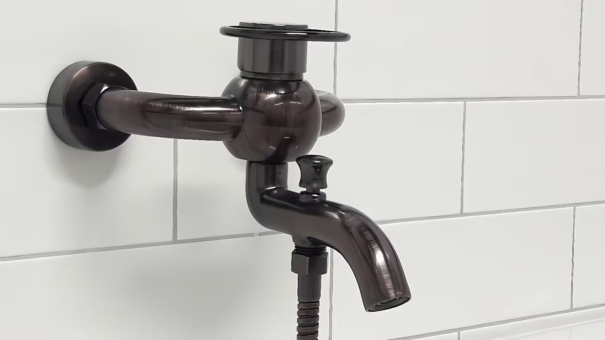 WF Industrial páková nástěnná vanová baterie se sprchovým setem v povrchu olejem gumovaný bronz dark-metal.