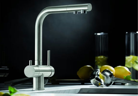 Blanco Fontas II dřezová baterie Supersteel s matným nerezovým vzhledem a dvoucestným ovládáním