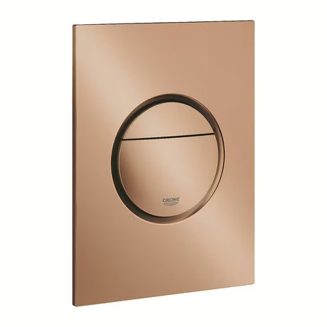 Splachovací ovládací tlačítko Grohe Nova Cosmopolitan S v provedení kartáčovaný warm sunset pro podomítkové nádrže.