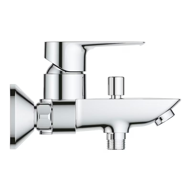 Páková nástěnná vanová baterie Grohe BauLoop v chromovém provedení bez sprchového setu.