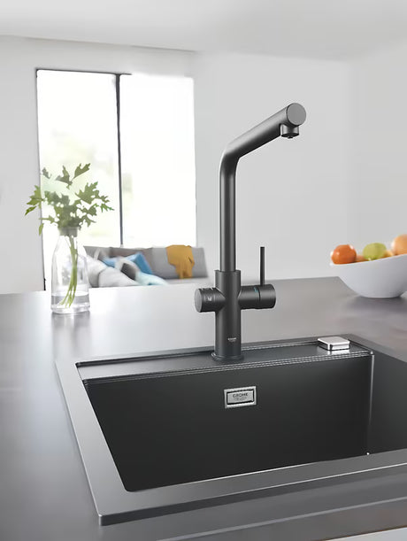 Grohe Blue Home Duo dřezová baterie s filtrací a chlazením vody v provedení velvet black