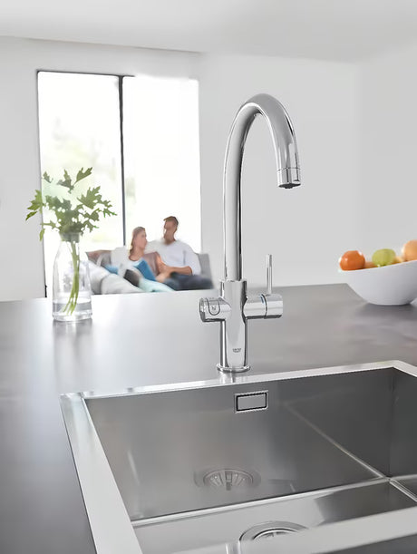 Chromová dřezová baterie Grohe Blue Home Duo s filtrem, chlazením a tlačítkem pro perlivou i neperlivou vodu