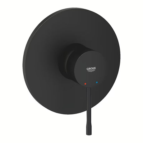 Podomítková páková sprchová baterie Grohe Essence v matné černé barvě phantom black.