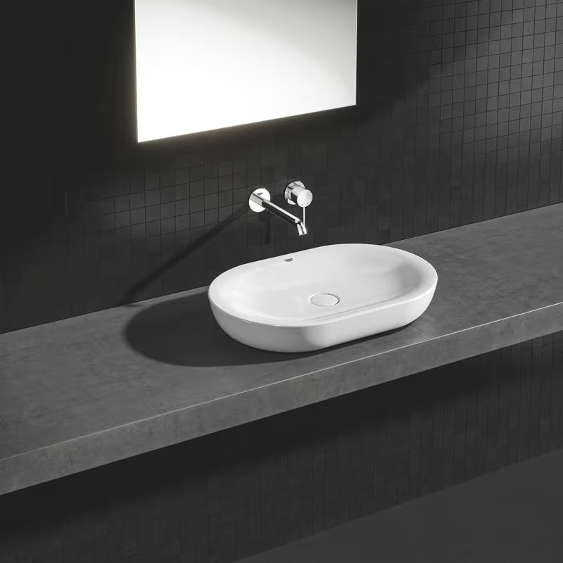 Chromová podomítková umyvadlová baterie Grohe Essence New pro nástěnnou montáž s pákou a rozetou.