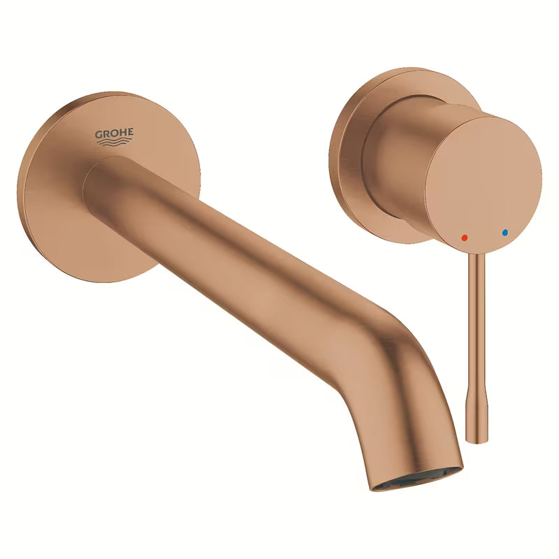 Podomítková umyvadlová baterie Grohe Essence New v provedení Brushed Warm Sunset pro nástěnnou montáž.
