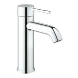 Chromová páková umyvadlová baterie Grohe Essence New s hladkým tělem a prohnutou výpustí