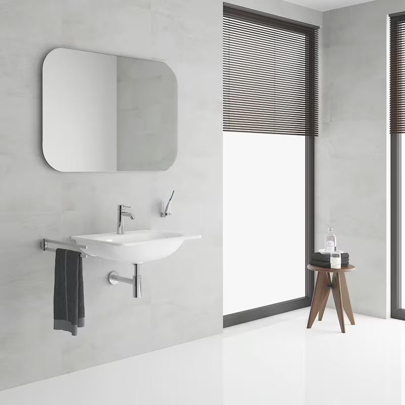 Chromová páková umyvadlová baterie Grohe Essence New s hladkým tělem a prohnutou výpustí