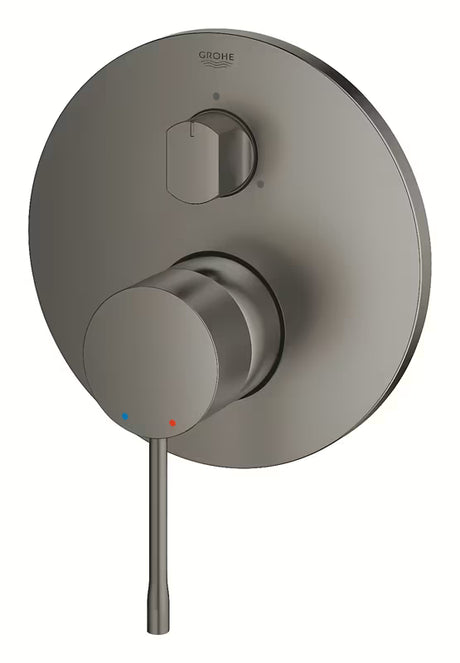 Podomítková páková sprchová baterie Grohe Essence New v barvě brushed hard graphite s 3směrným přepínačem