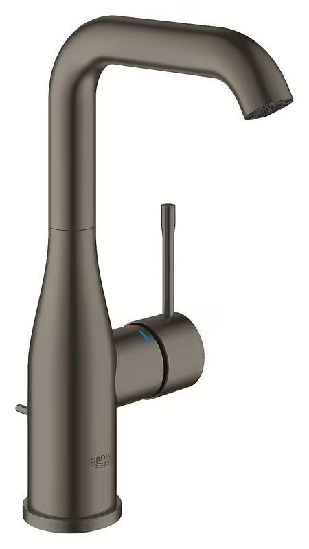 Vysoká páková umyvadlová baterie Grohe Essence New v povrchové úpravě brushed hard graphite s otočnou výpustí.