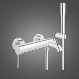 Chromová nástěnná vanová baterie Grohe Essence New se sprchovým setem