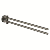 Otočný držák ručníků Grohe Essentials v provedení Brushed Hard Graphite se dvěma rameny a skrytým upevněním.
