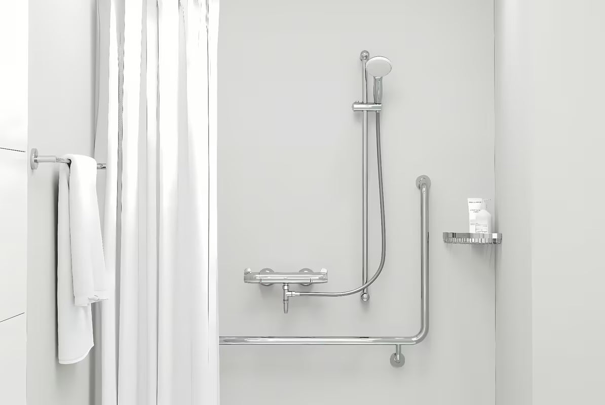 Chromový držák ručníků Grohe Essentials s tyčí a skrytým upevněním na stěnu