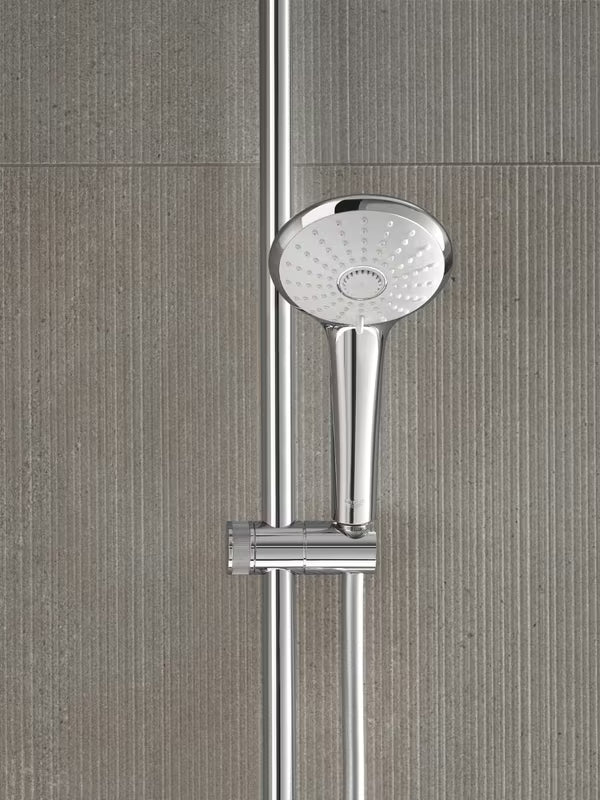 Ruční sprcha Grohe Euphoria 110 Massage v chromu s bílým sprchovým diskem a třemi režimy proudu.
