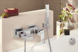 Páková nástěnná vanová baterie Grohe Eurocube v chromovém provedení s přepínačem pro sprchu a napouštění vany.