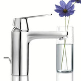 Chromová umyvadlová baterie Grohe Eurosmart Cosmopolitan s pákovým ovládáním a výpustí