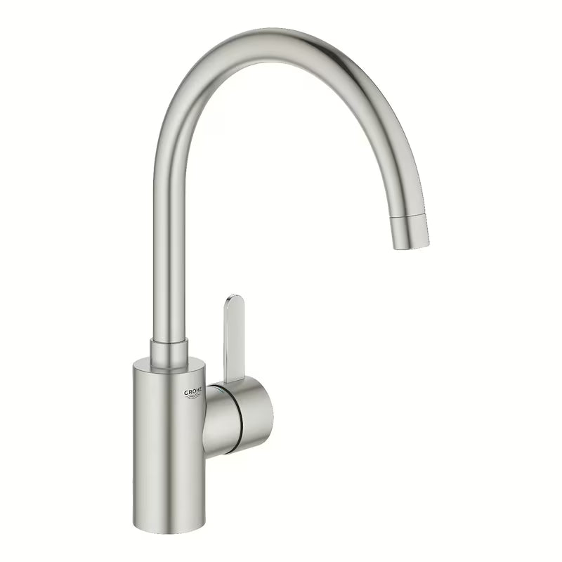 Dřezová páková baterie Grohe Eurosmart Cosmopolitan s vysokou otočnou výpustí v provedení supersteel.