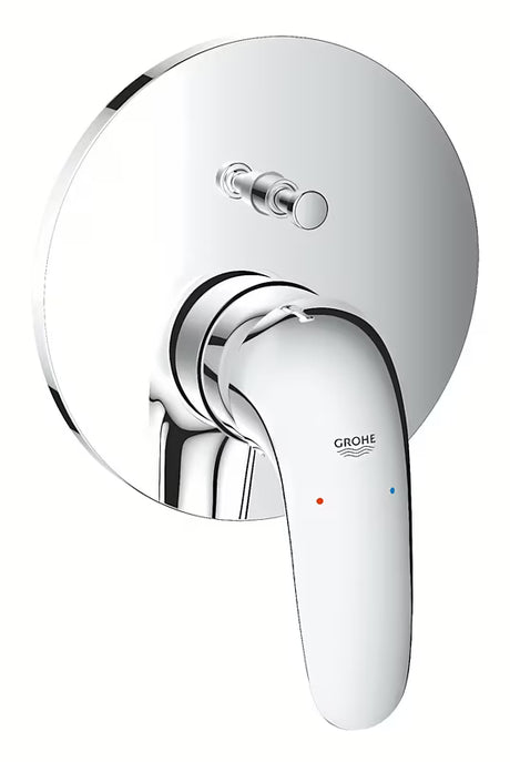 Podomítková sprchová/vanová baterie Grohe Eurostyle Solid v chromovém provedení s pákou a 2směrným přepínačem.
