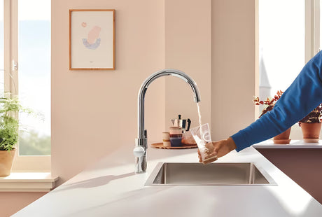 Chromová dřezová baterie Grohe Blue Pure 2022 se samostatnou pákou pro filtrovanou vodu